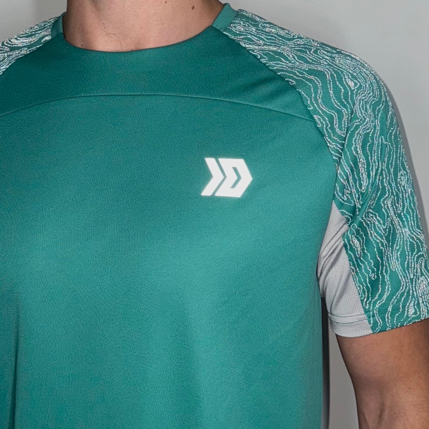 DASH Tee - Mint Green / Grey