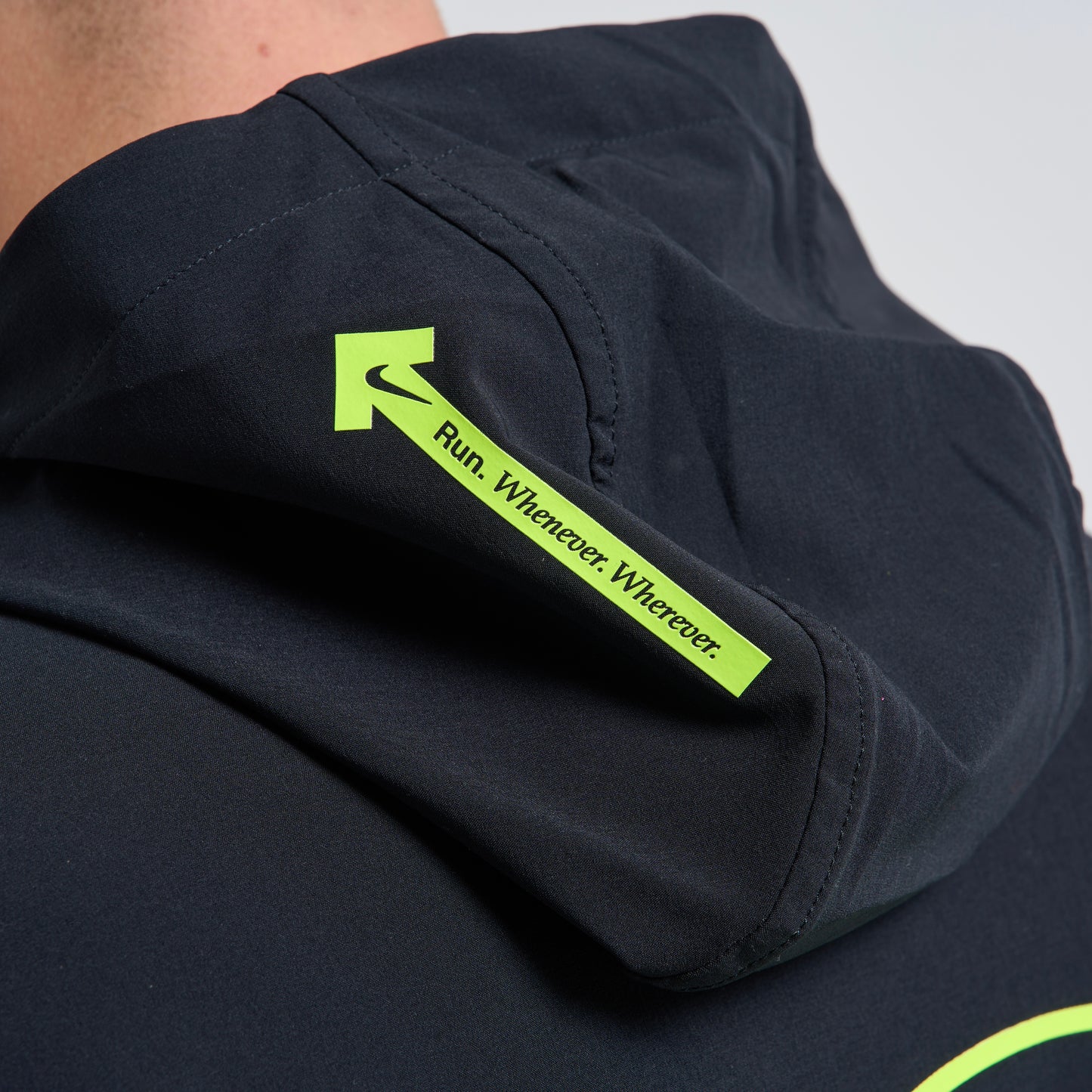 Nike Just Do It Windrunner - Black / Neon