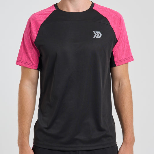 DASH Tee - Black / Pink