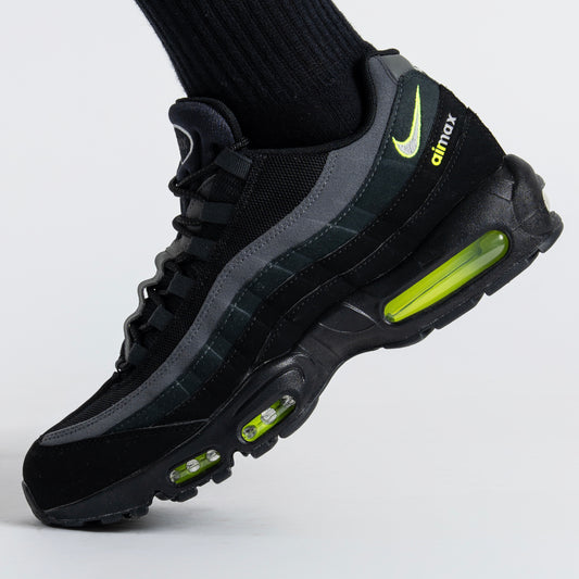 Nike Air Max 95 Black Neon Swoosh