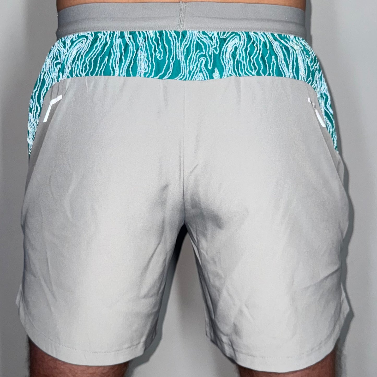 DASH Shorts - Grey / Mint Green