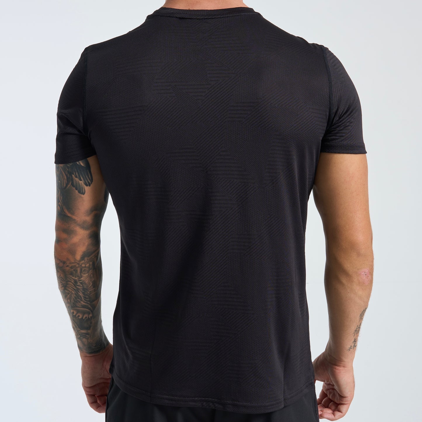 GymKing Geometric Knit Linear Tee - Black