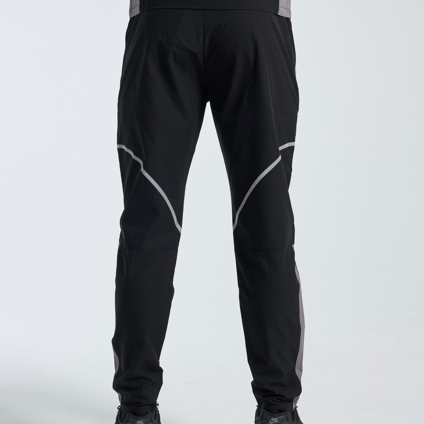 GRIID Reflect Windrunner Set - Black / Green