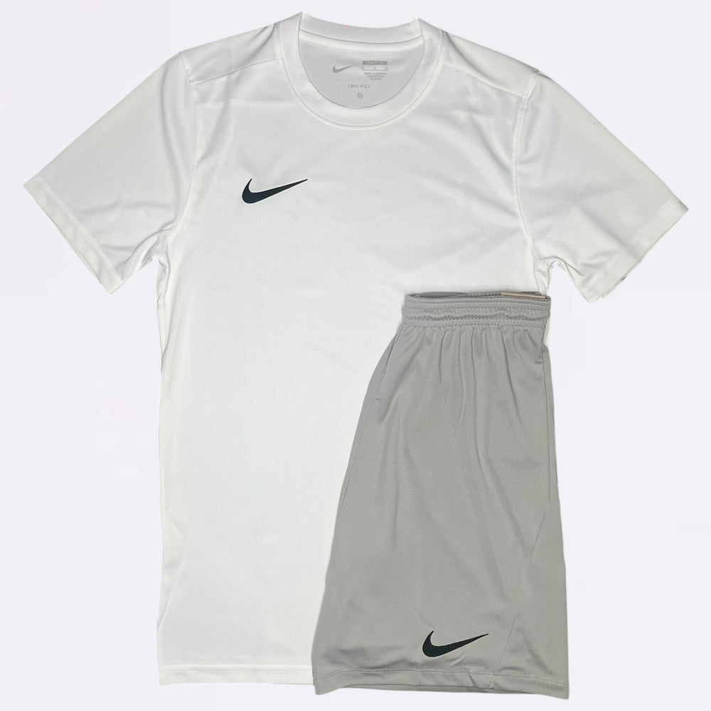 Nike Dri Fit Set - White / Grey (Junior)