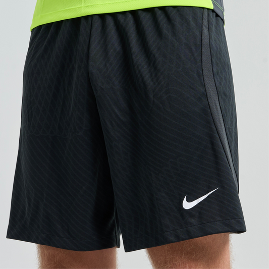 Nike Strike Shorts Black