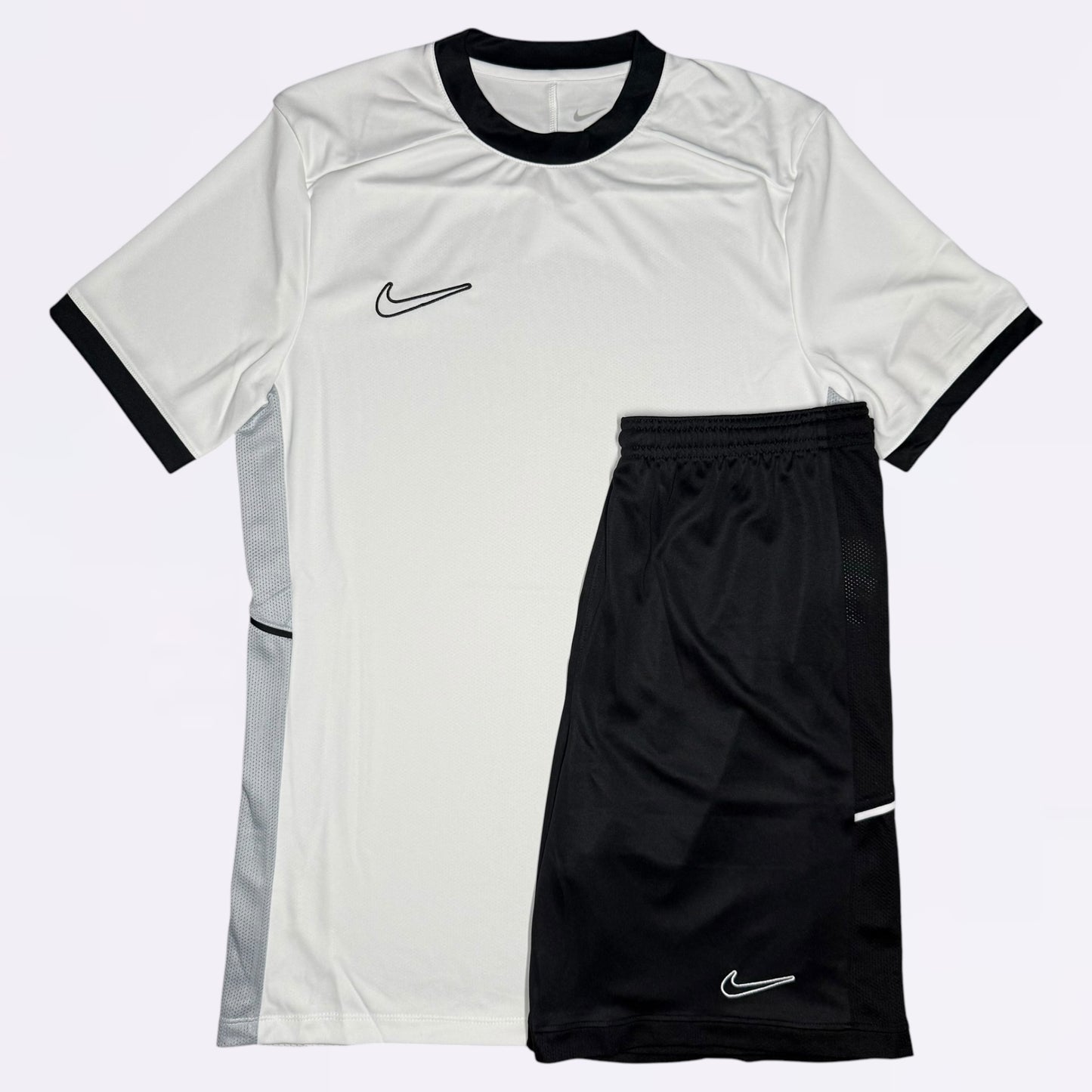 Nike Academy 2.0 Set - Tee & Shorts - White / Black (Junior)